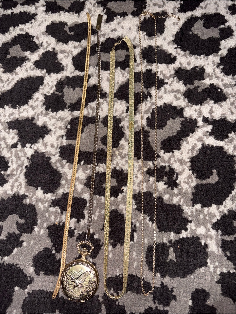 Gold style bundle.